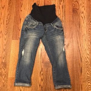Full panel distressed maternity jeans